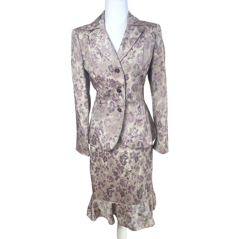 Le Suit Lavender Floral Brocade Skirt Suit